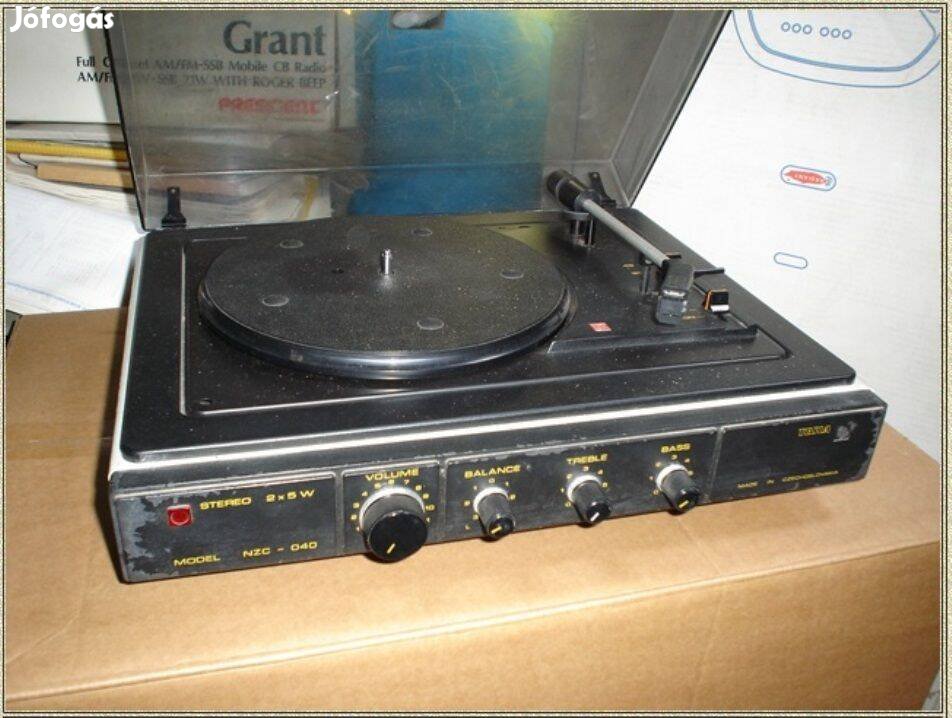 Eladó Tesla lemezjátszó