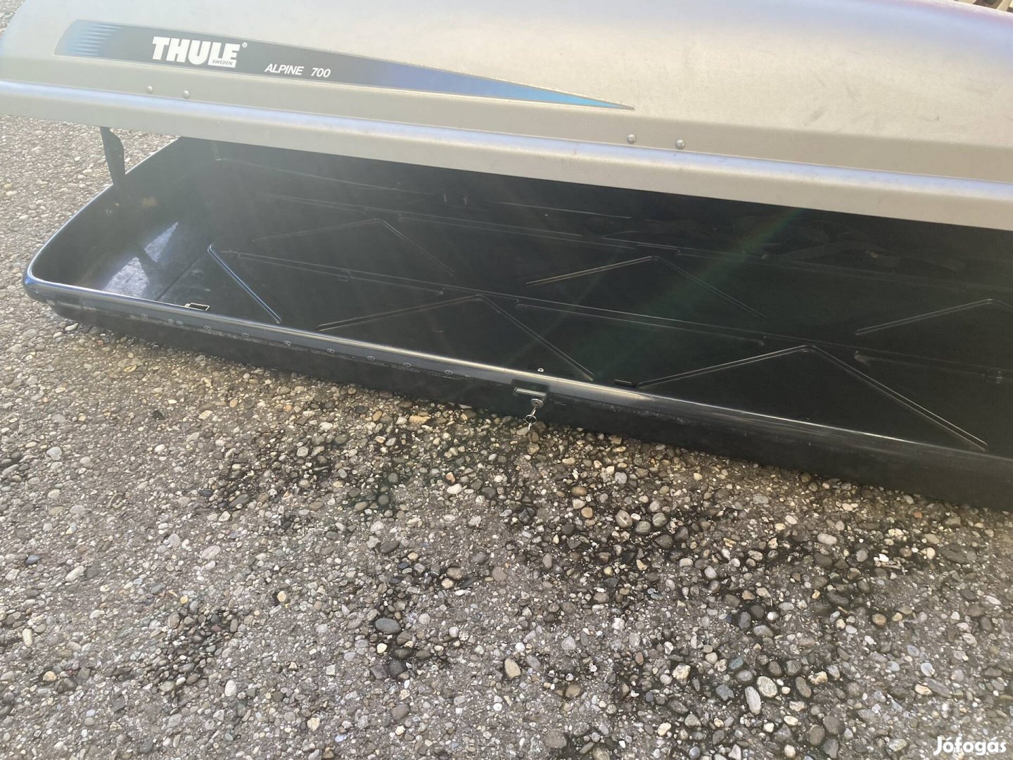 Elado Thule alpine 700 tetobox