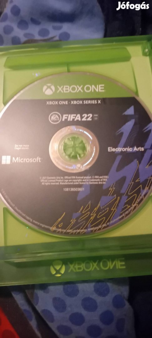 Eladó Titanfall 2 és egy Fifa 22 cd ejszerü állapot