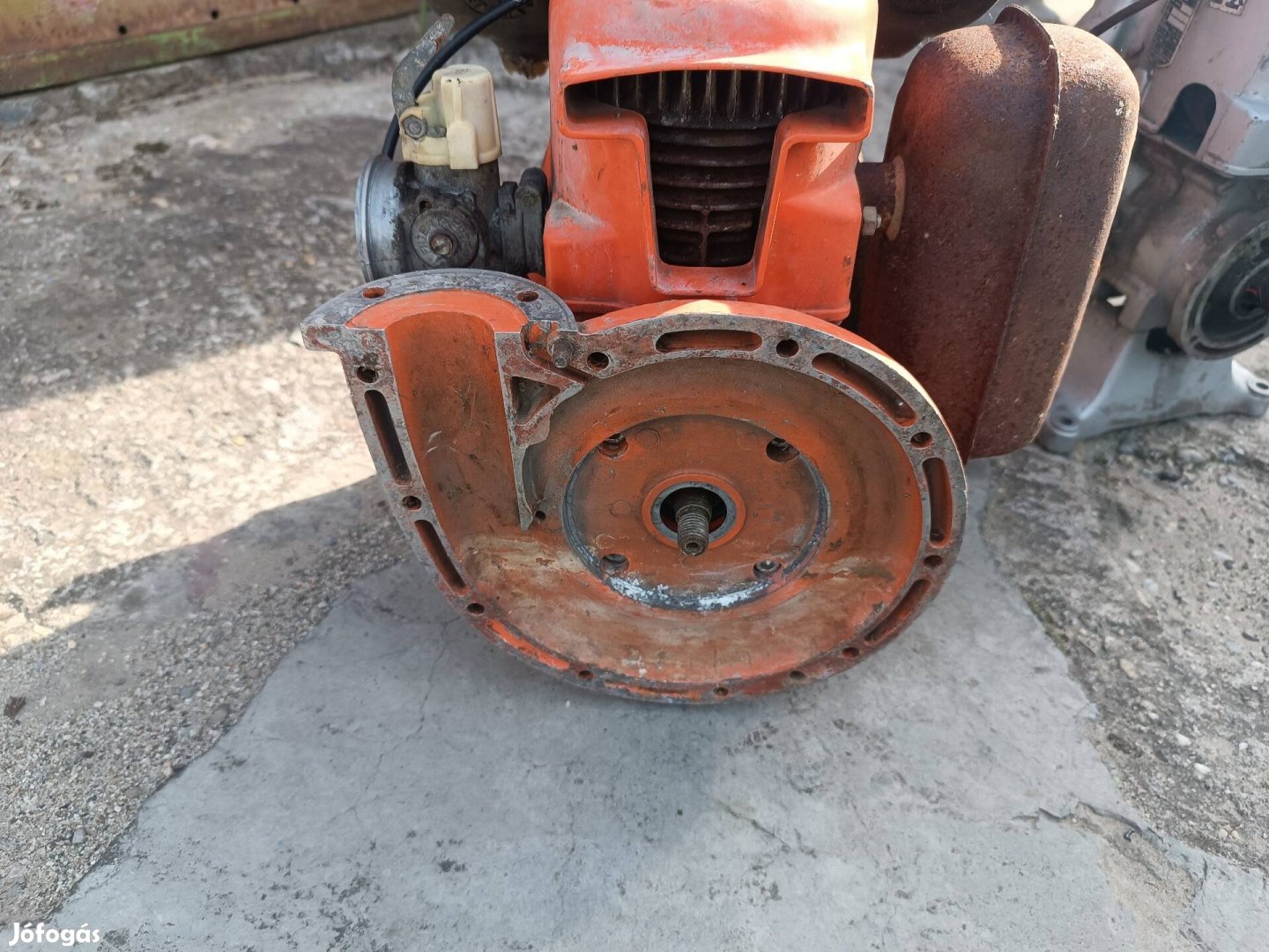 Eladó Tomos motor . 