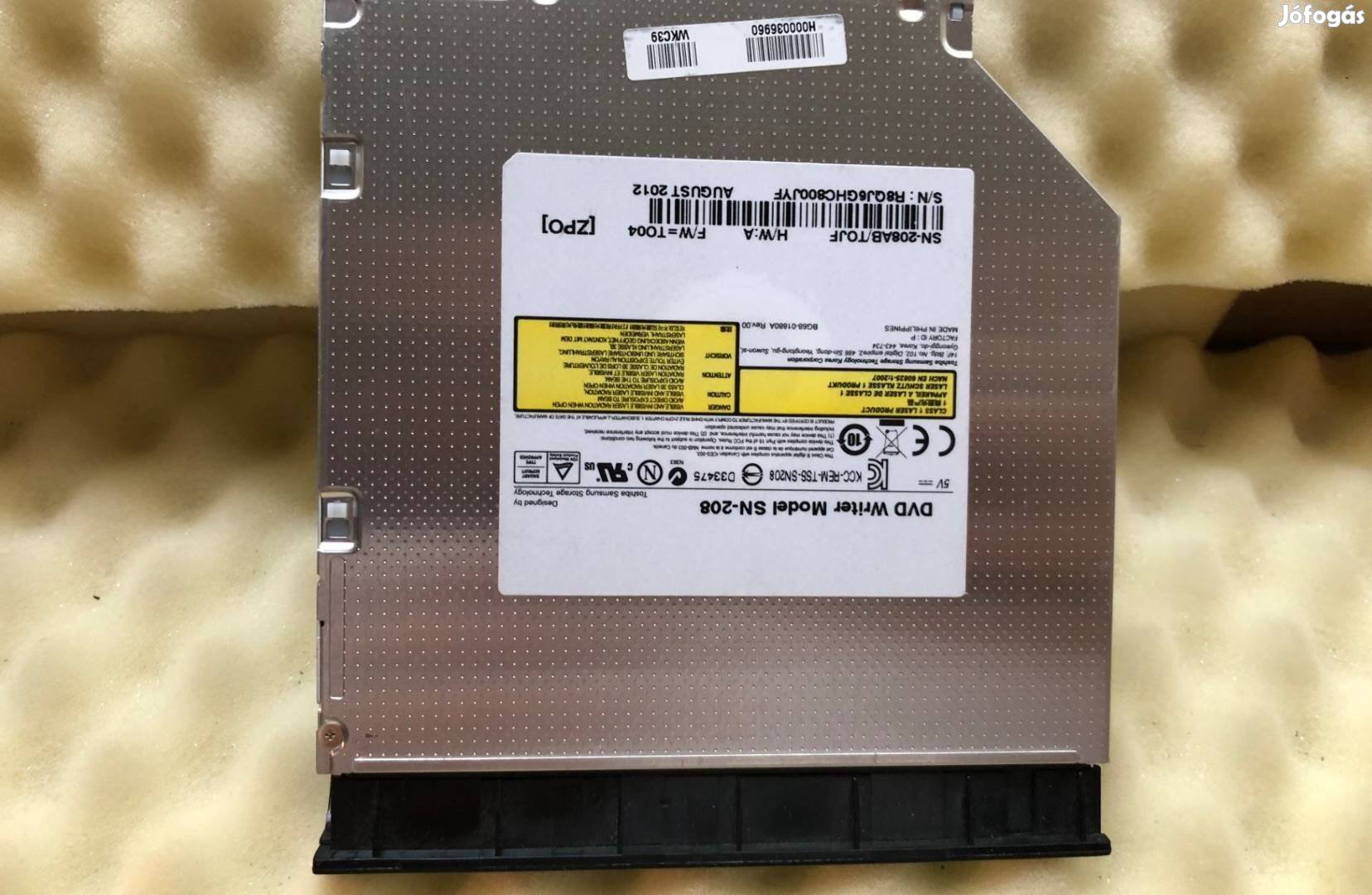 Eladó Toshiba Satellite P855 K000135700 Wkc39 DVD komplett bontott H00