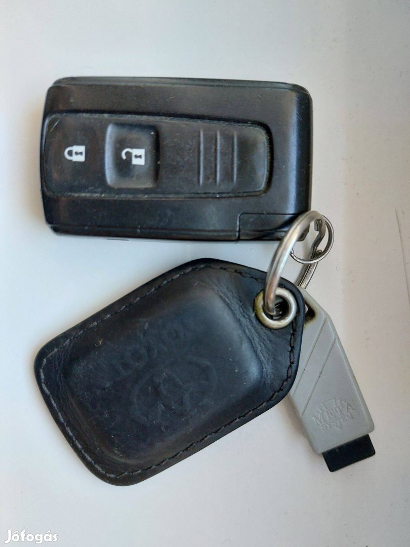 Eladó Toyota Corolla Verso gyári kulcs (2006)