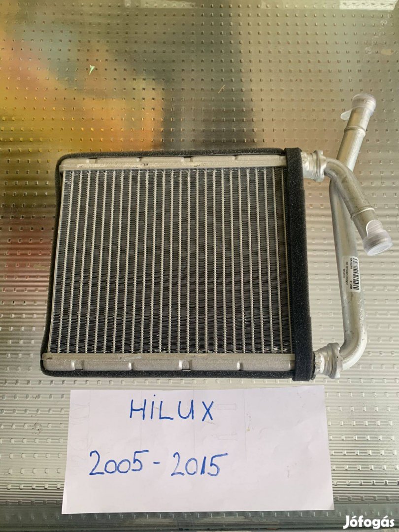 Eladó Toyota Hilux 2005-2015 alkatrész, új fűtőradiátor