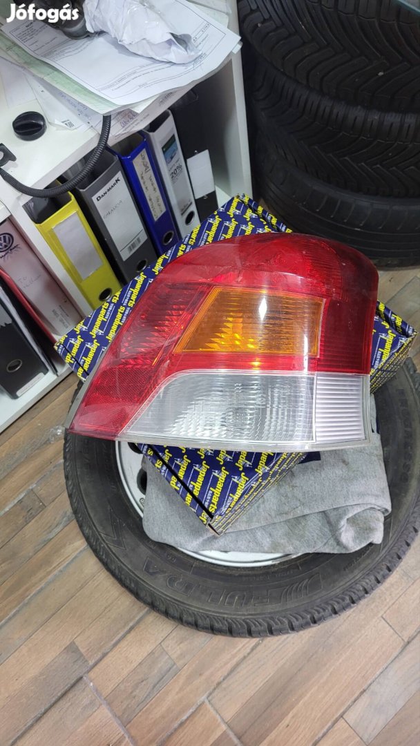 Eladó Toyota Yaris jobb hátsó lámpa.2009-2011 