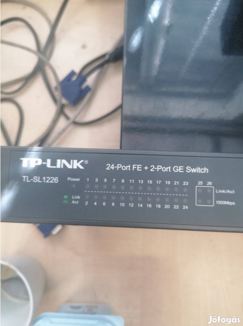 Eladó Tp-link Tl-sl 1226 24port 100Mb +2port 1000Mb switch