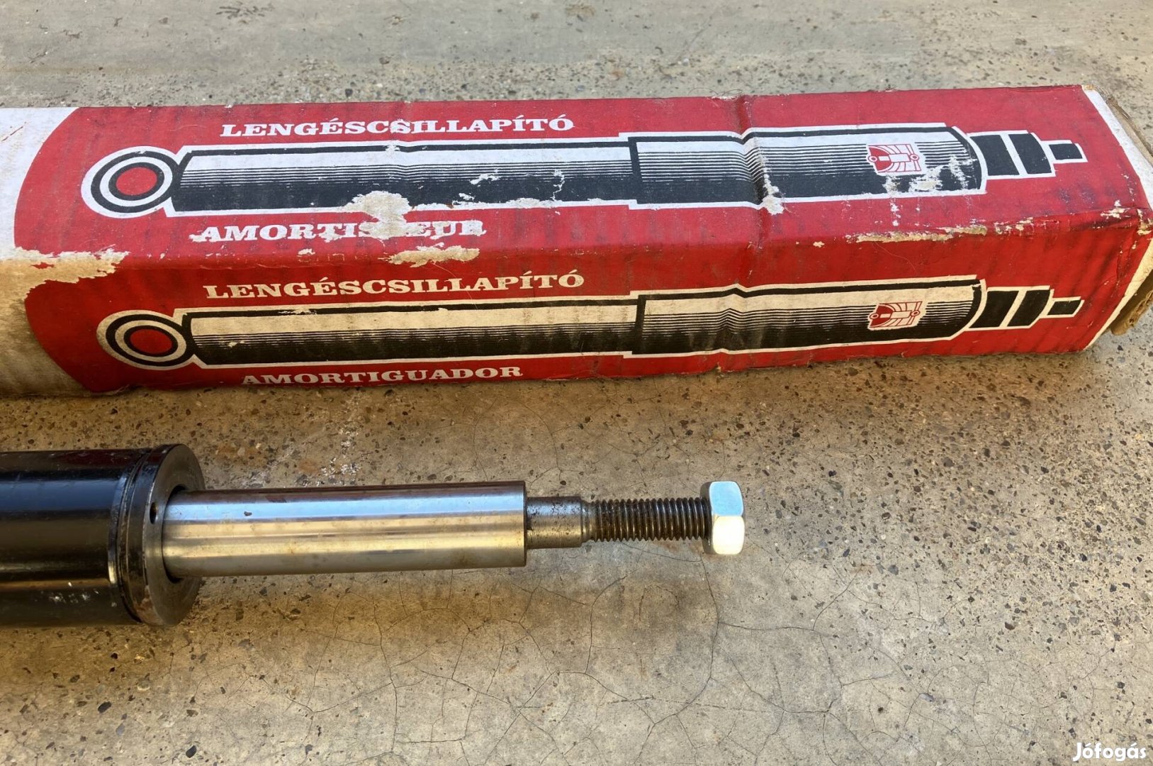 Eladó Trabant lengéscsillapítók