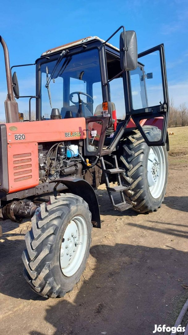 Eladó Traktor