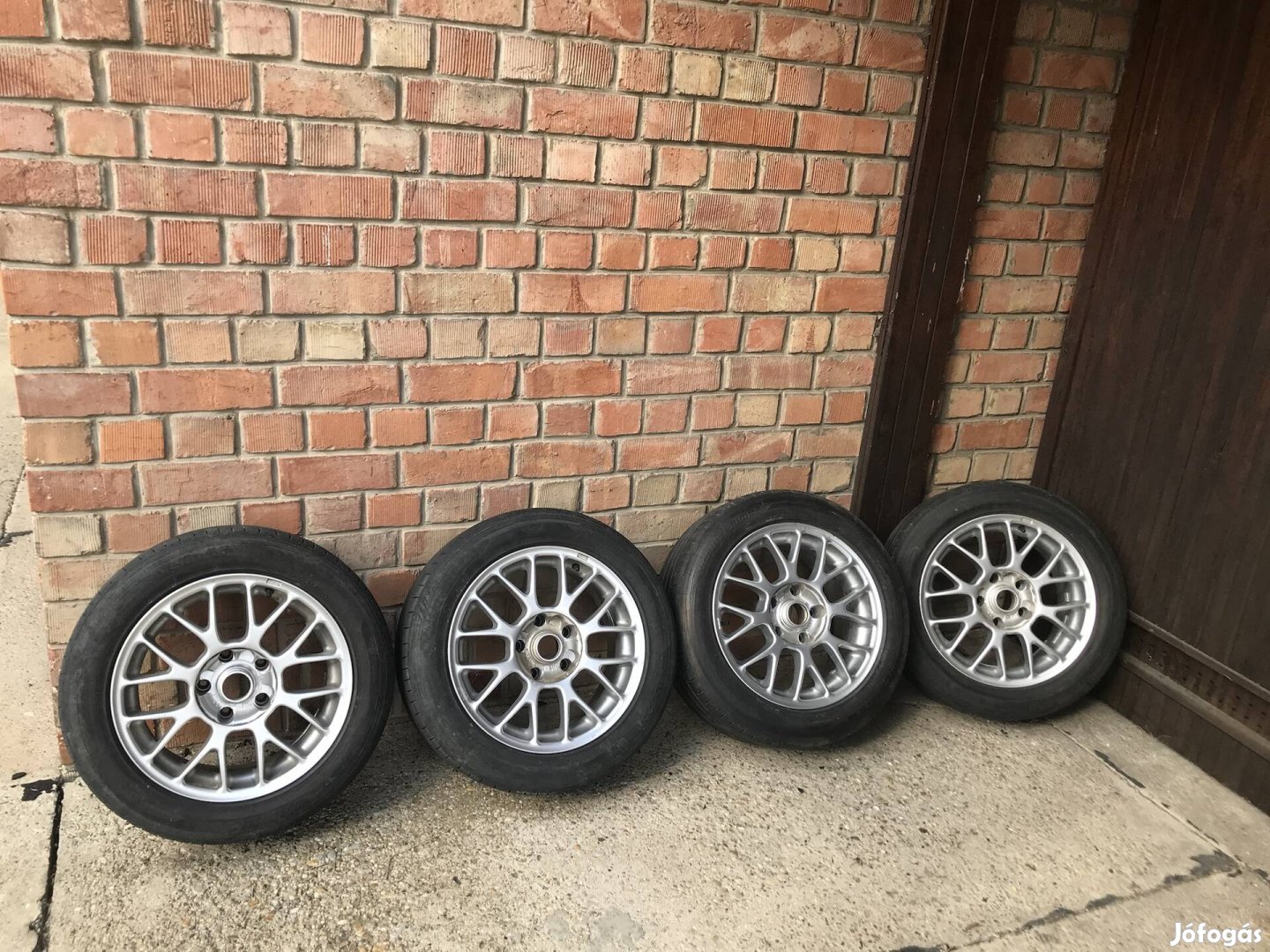 Eladó Tsw Hockenheim 16-os 5x120 felni szett