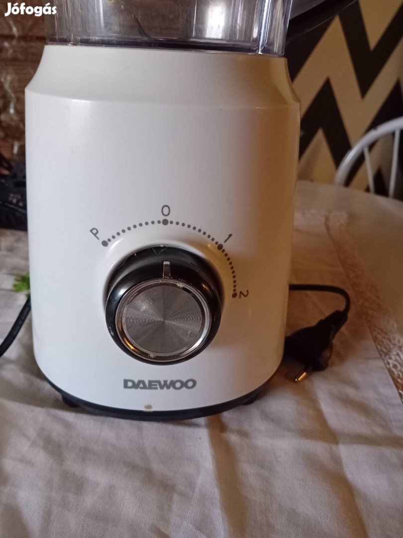 Eladó Turmixgép 
