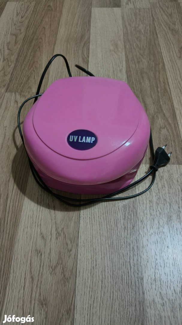 Eladó UV körmös lámpa