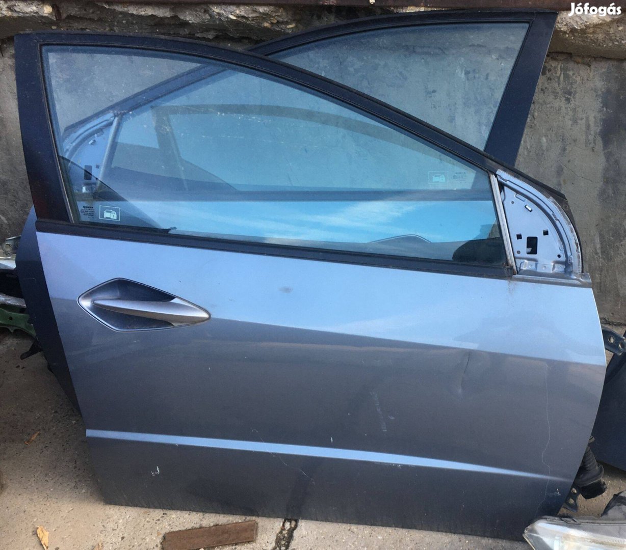Eladó Ufo Honda Civic VIII. jobb ajtó. Bp/posta