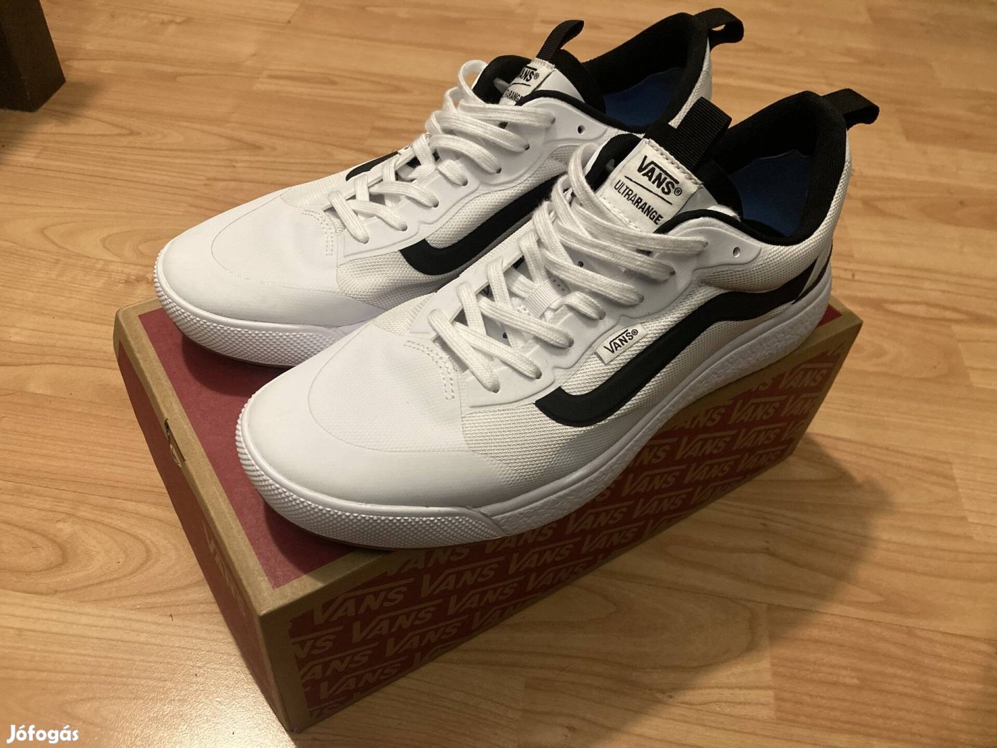 Eladó Új Vans Ultrarange Exo (44)