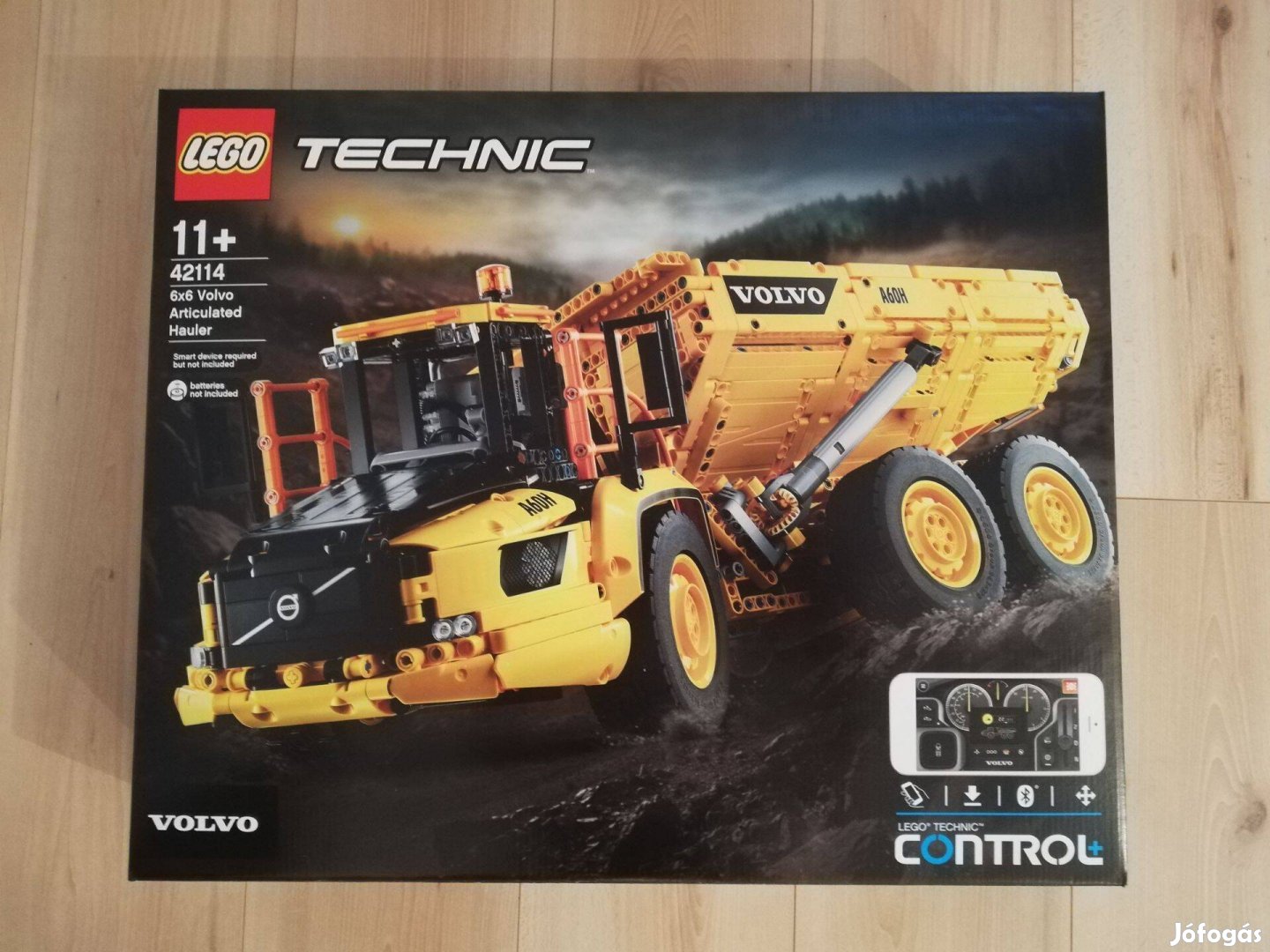 Eladó Új, Bontatlan eredeti LEGO 42114 6x6-os Volvo szállítójármű