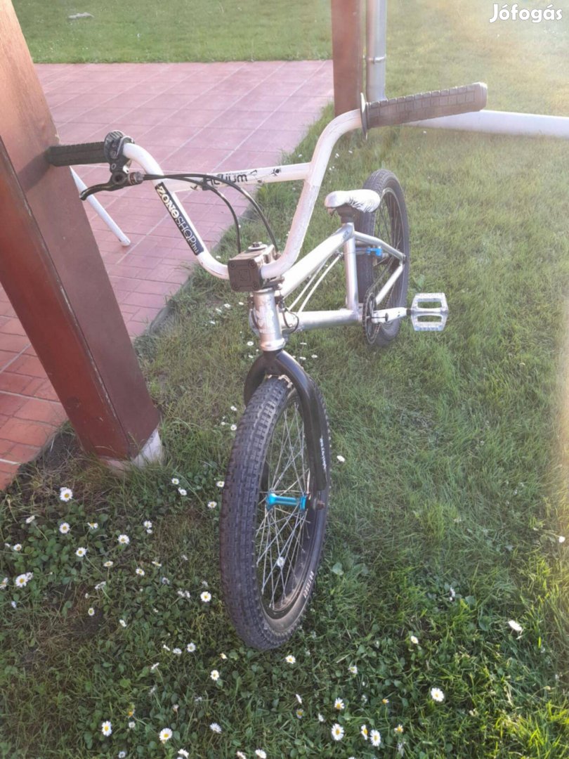 Eladó United Supreme BMX