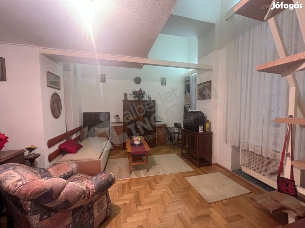 Eladó VI. kerület Nagymező utcában 40m2-es, 2 szobás ingatlan.