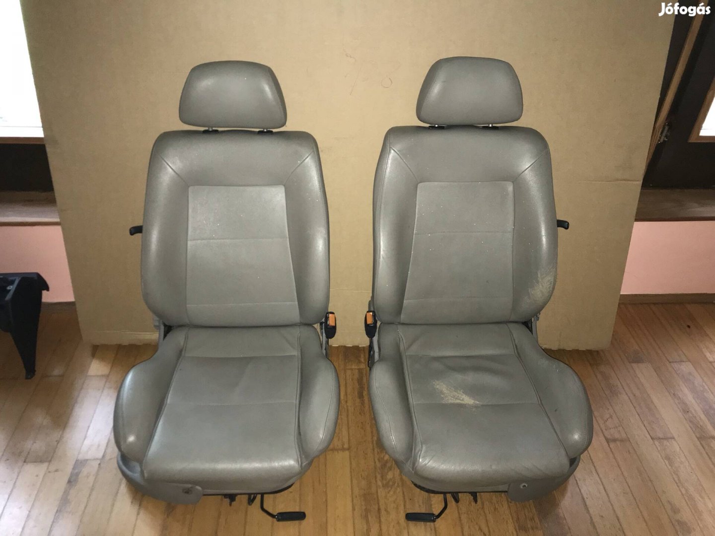 Eladó VW Golf 3/4 cabrio bőr ülések