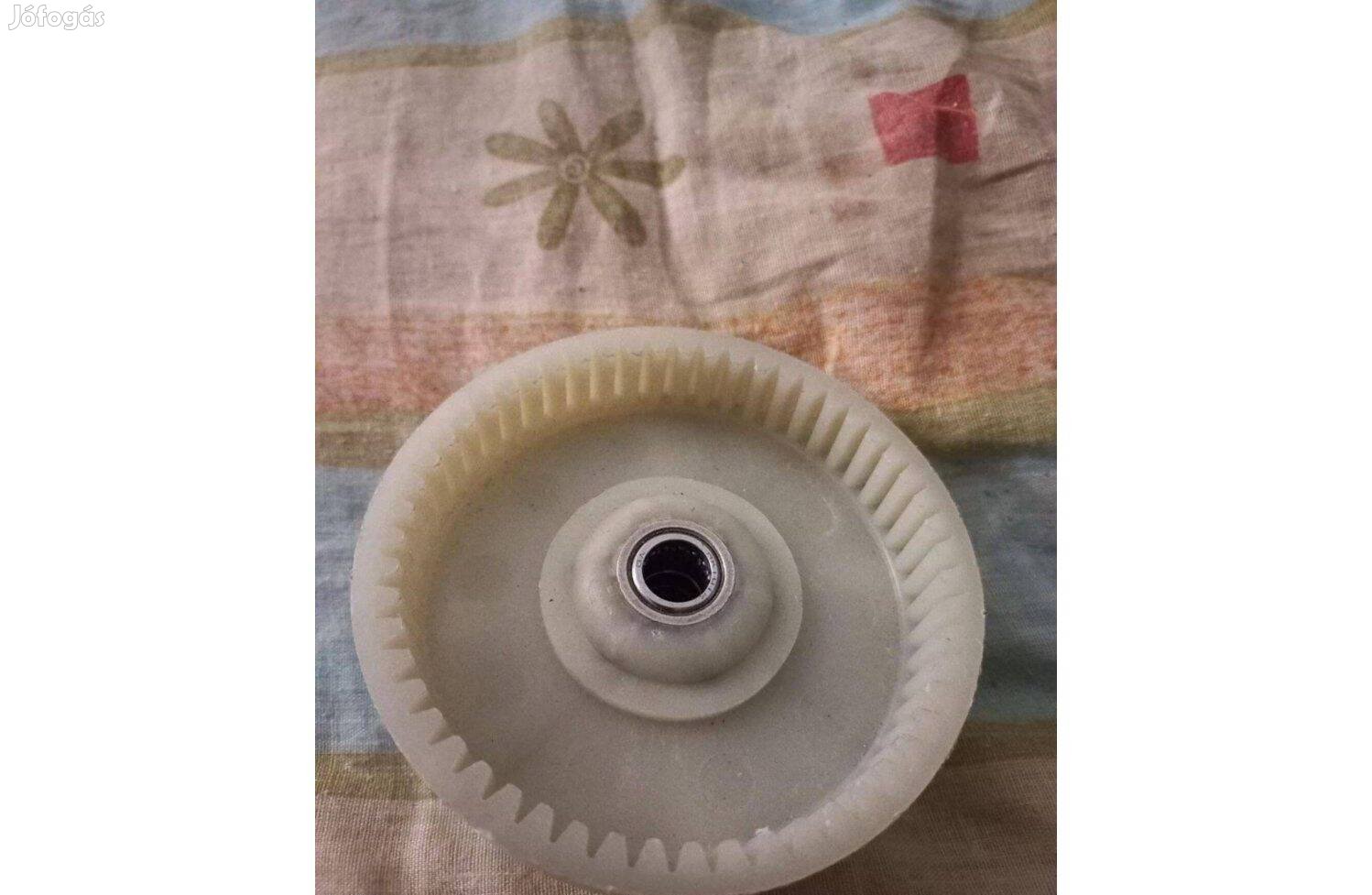 Eladó Vadi új Elektromos láncfűrész lánckerék