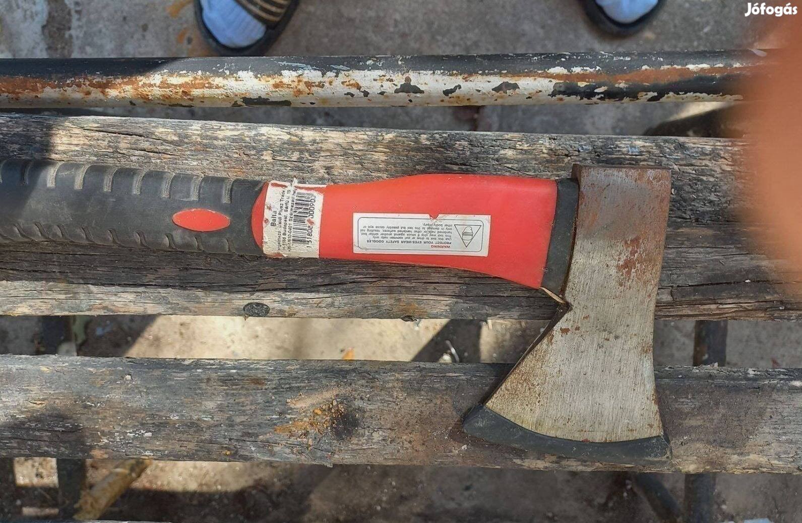Eladó Vadi új möller 600g os kis balta