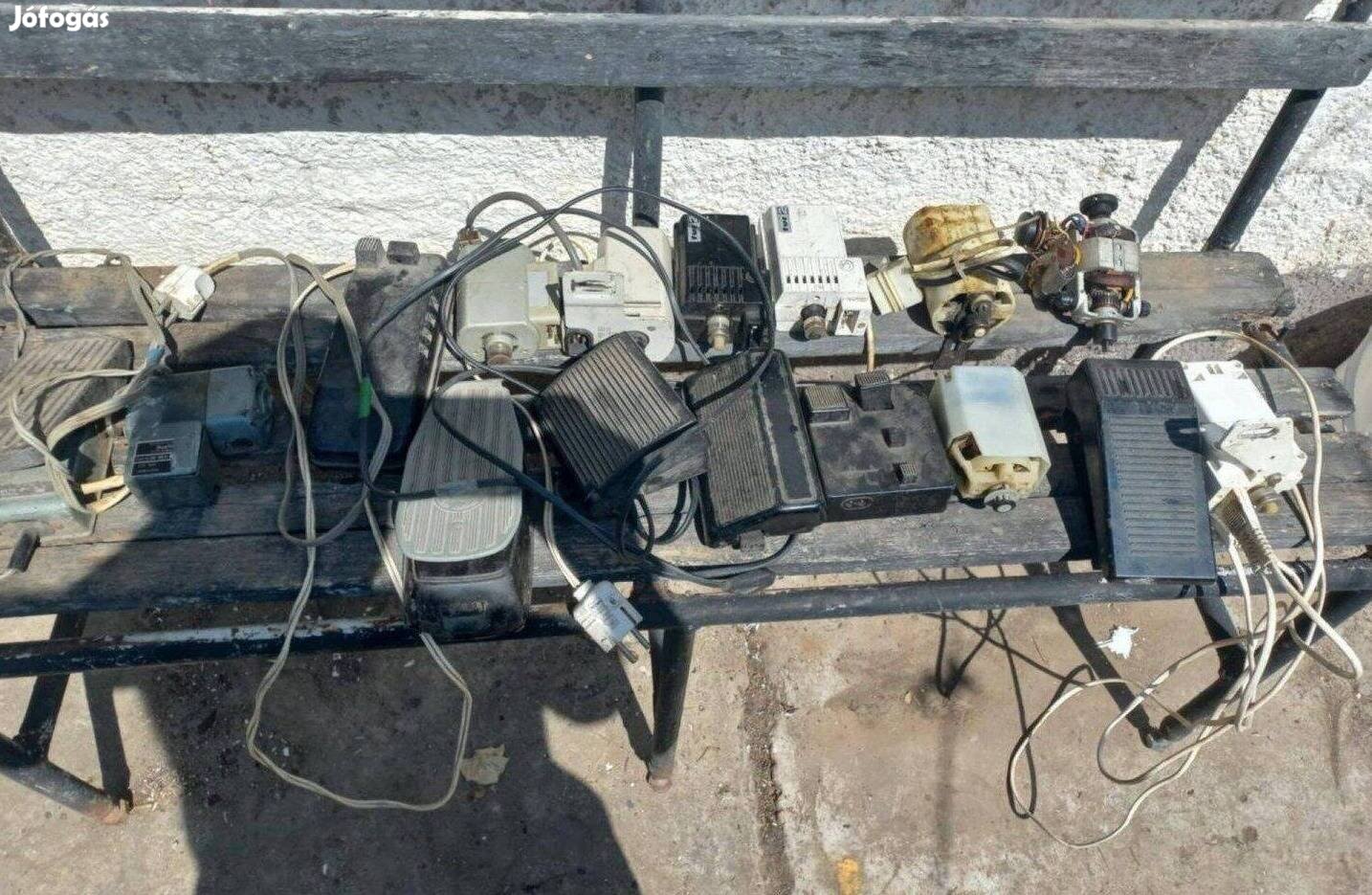 Eladó Varrógép motor és pedál