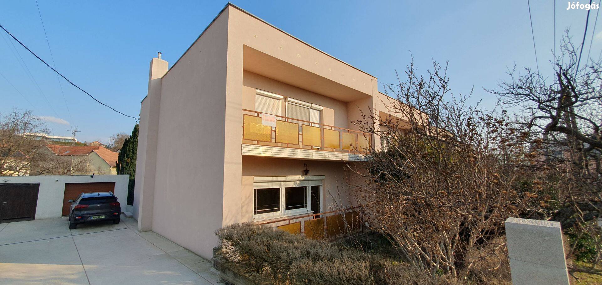 Eladó Veszprém Vármegye Ajka Sorházi Lakás