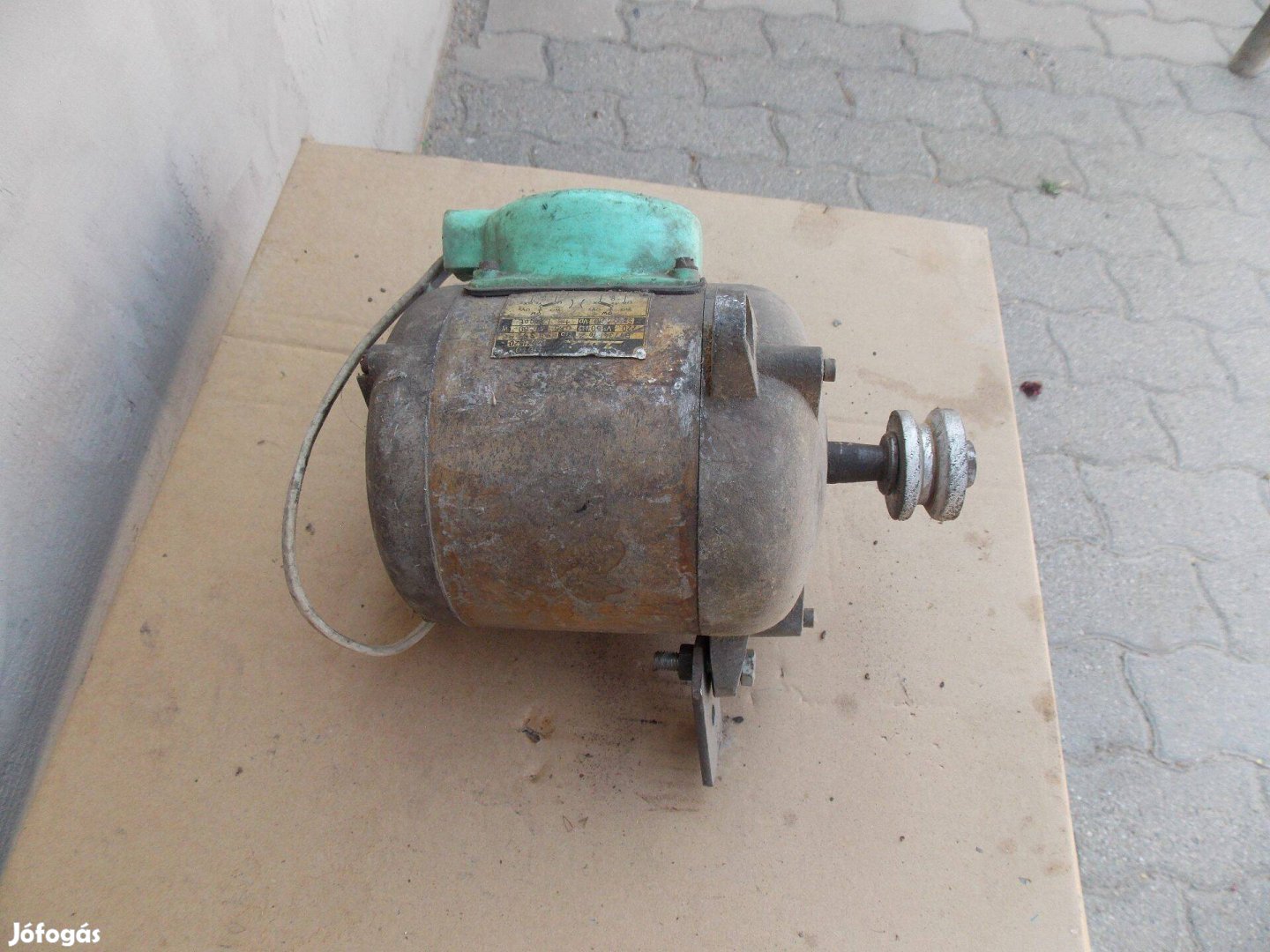 Eladó Villany Motor Pici