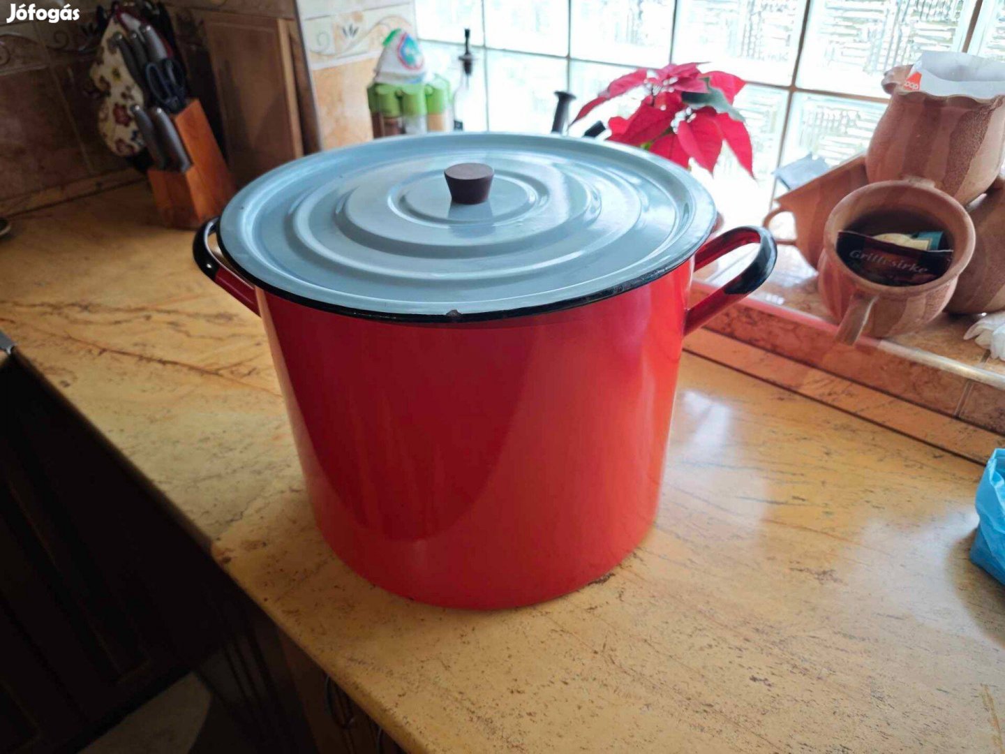 Eladó Vízforraló edény