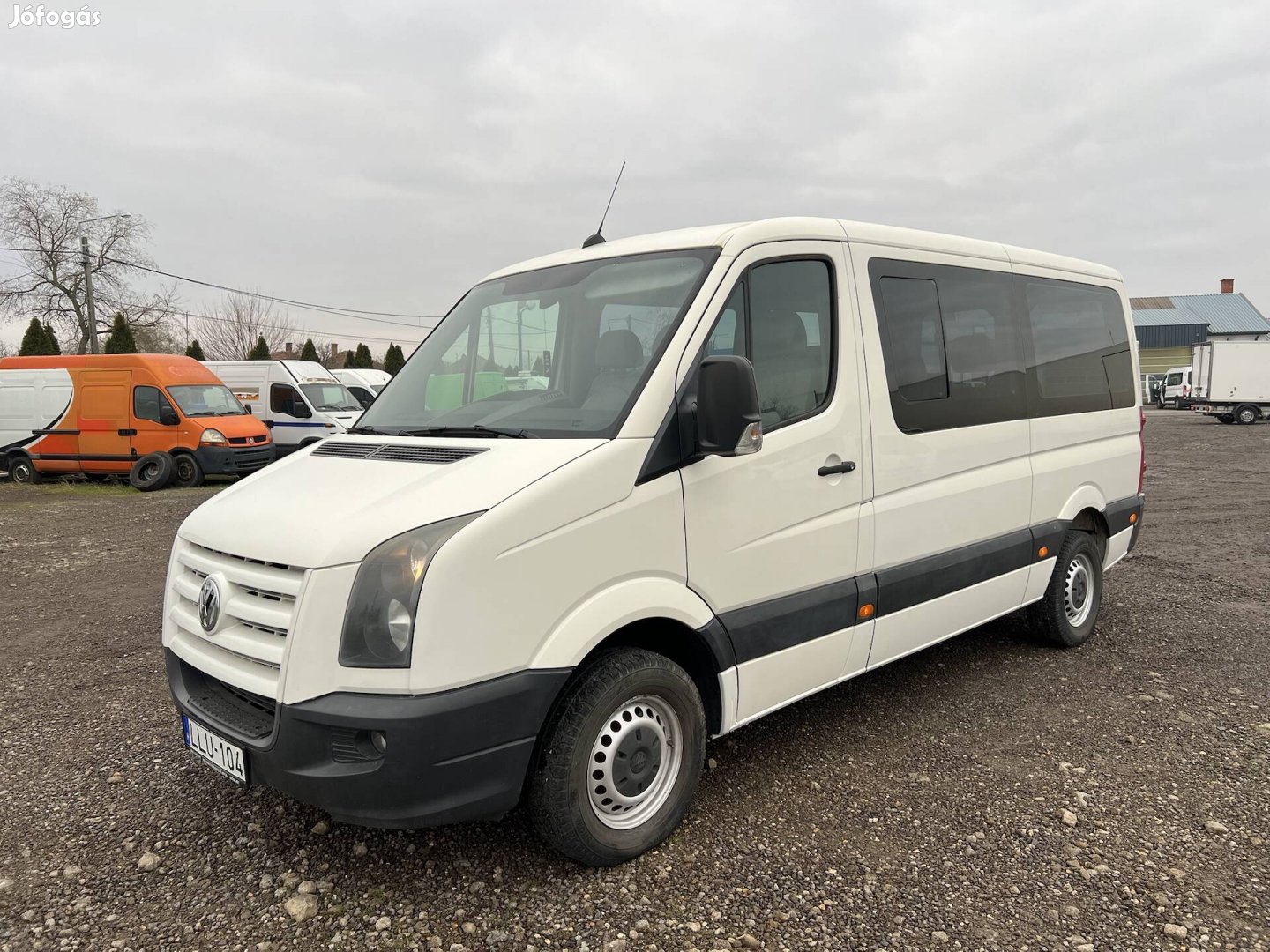 Eladó Volkswagen Crafter 2.5 Tdi 9 személyes kisbusz