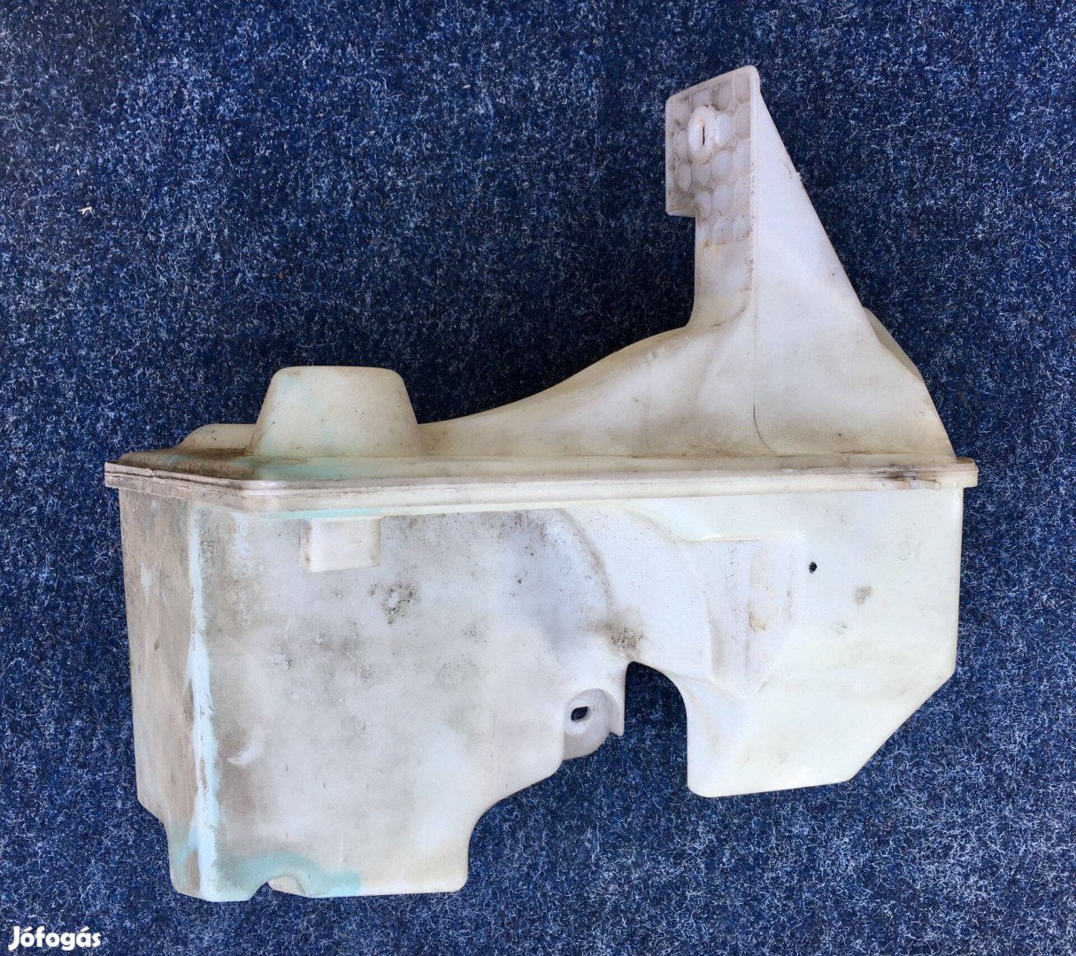 Eladó Volkswagen T5 FL ablakmosó tartály.13000ft. Bp/posta