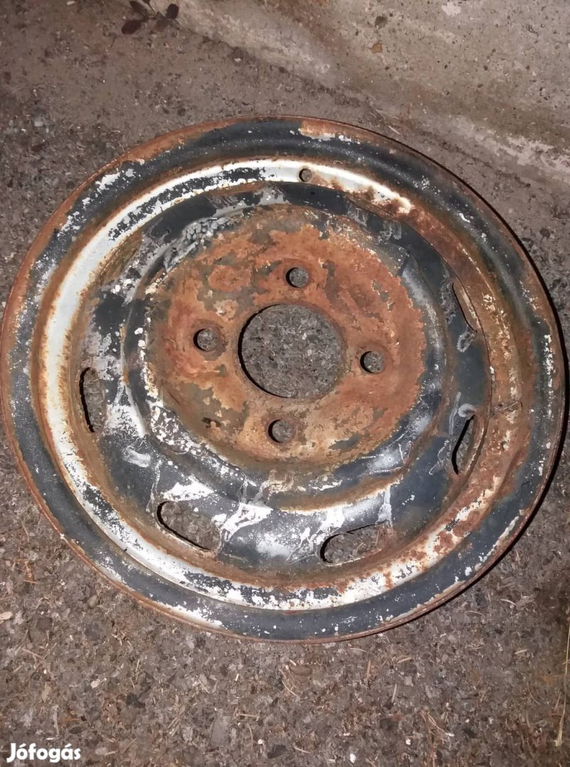 Eladó Volkswagen bogár 3db felni
