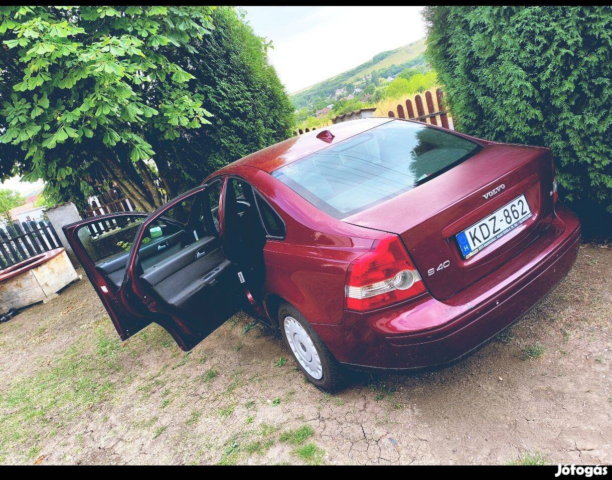 Eladó Volvo S40