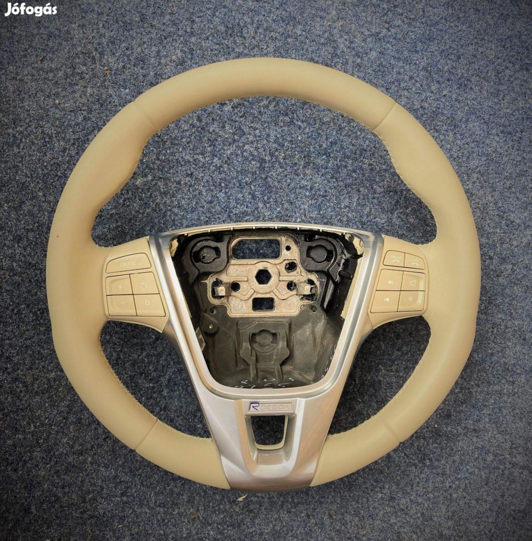 Eladó Volvo S60 S80 V60 V70 XC70 XC60 V40 baige kormány.Bp/posta