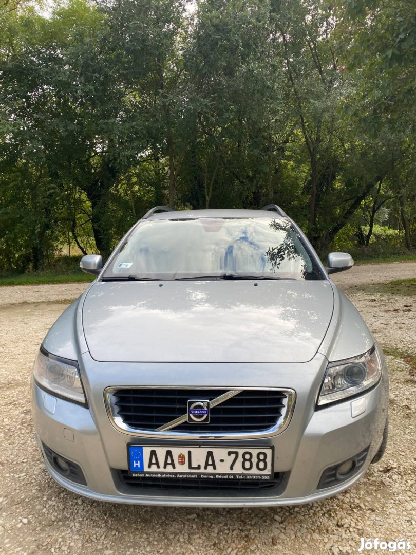 Eladó Volvo V50