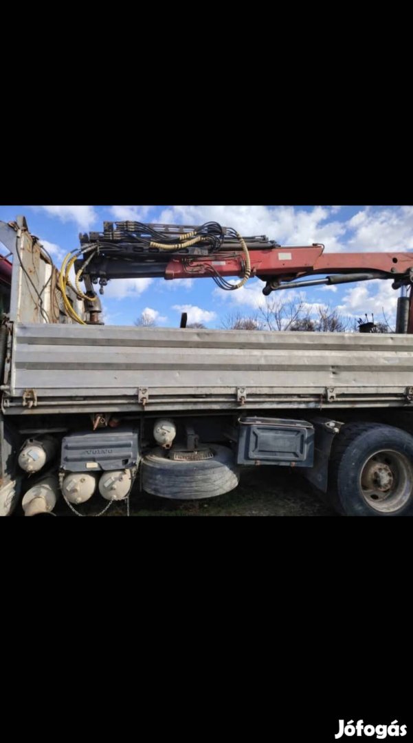 Eladó Volvo darus billencs teherautó 