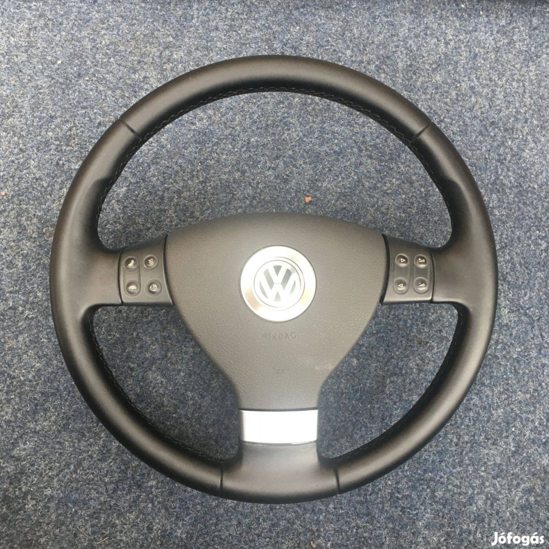 Eladó Vw Volkswagen Mk5-ös, multigombos hibátlan bőr kormány. 32000ft
