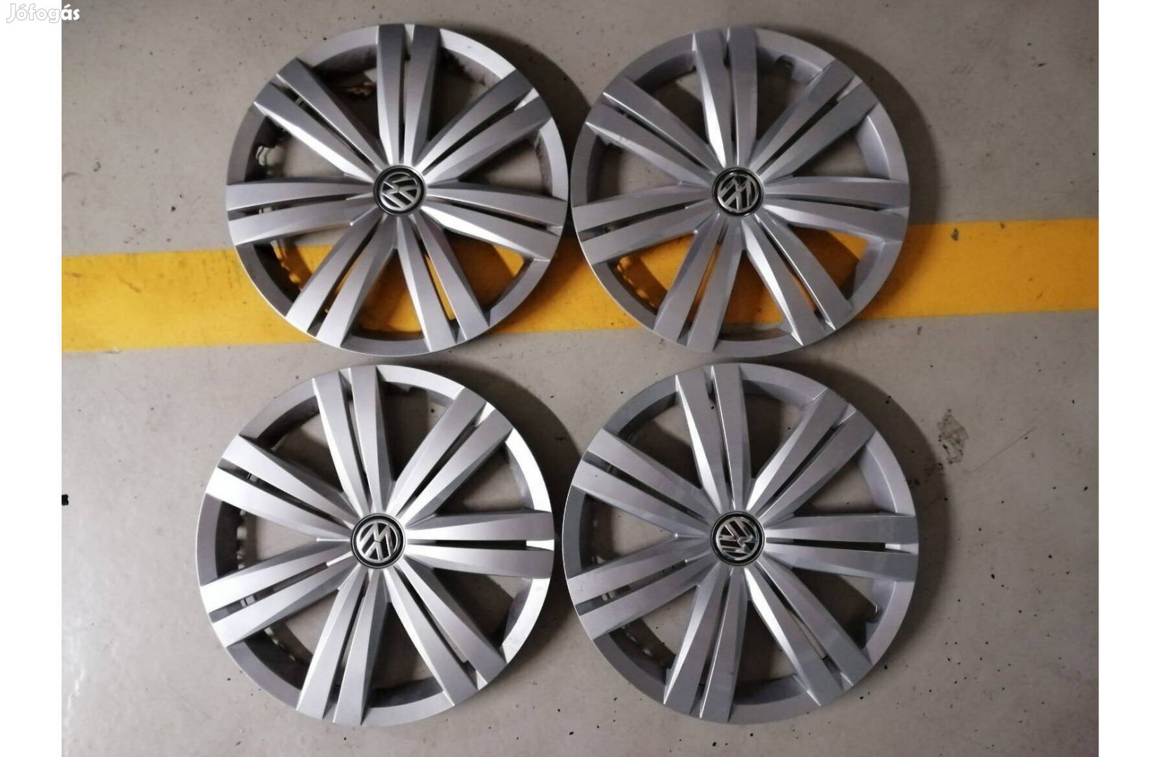 Eladó Vw Volkswagen gyári 16" dísztárcsa 16 coll méret szett /4db/