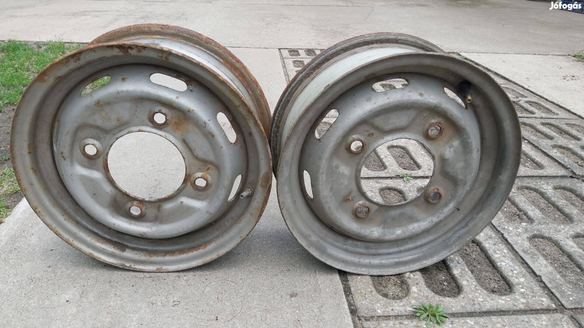 Eladó Wartburg felni