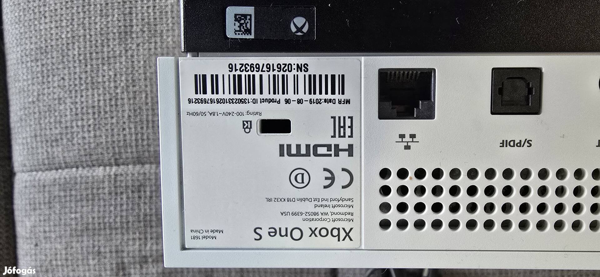 Eladó X box One S 1. karal és fejhallgatóval újszerű állapotban!