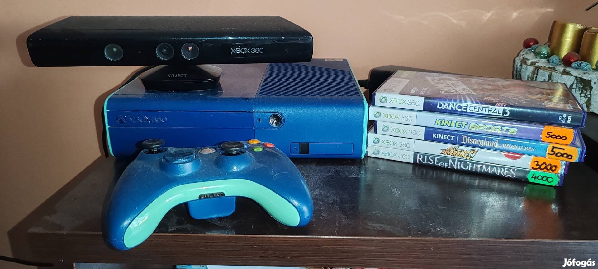 Eladó Xbo360 E Limitált kiadás+kinect 