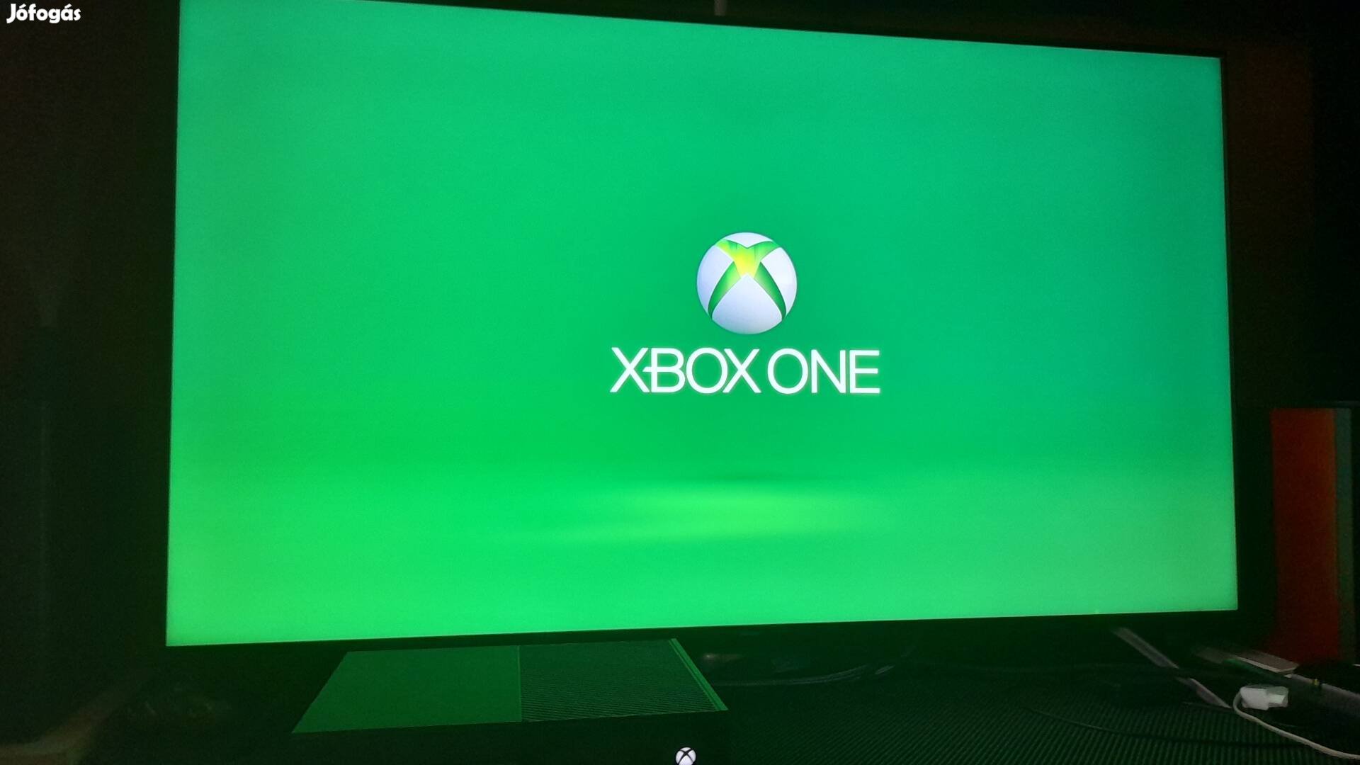 Eladó Xbox One 500gb tartozékok nélkül!