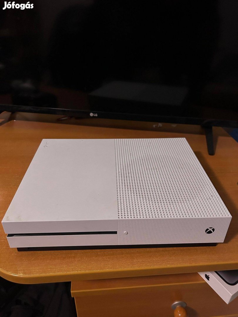 Eladó Xbox One S 1TB