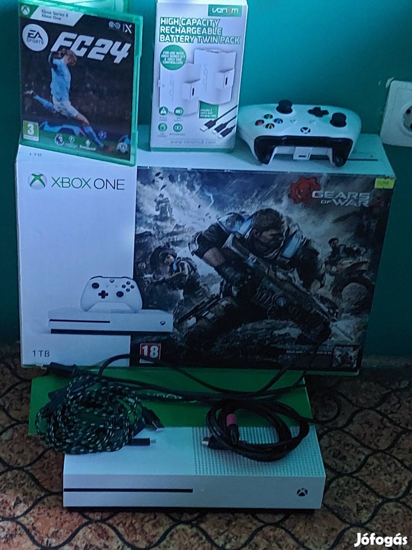 Eladó Xbox One S 1TB!!!