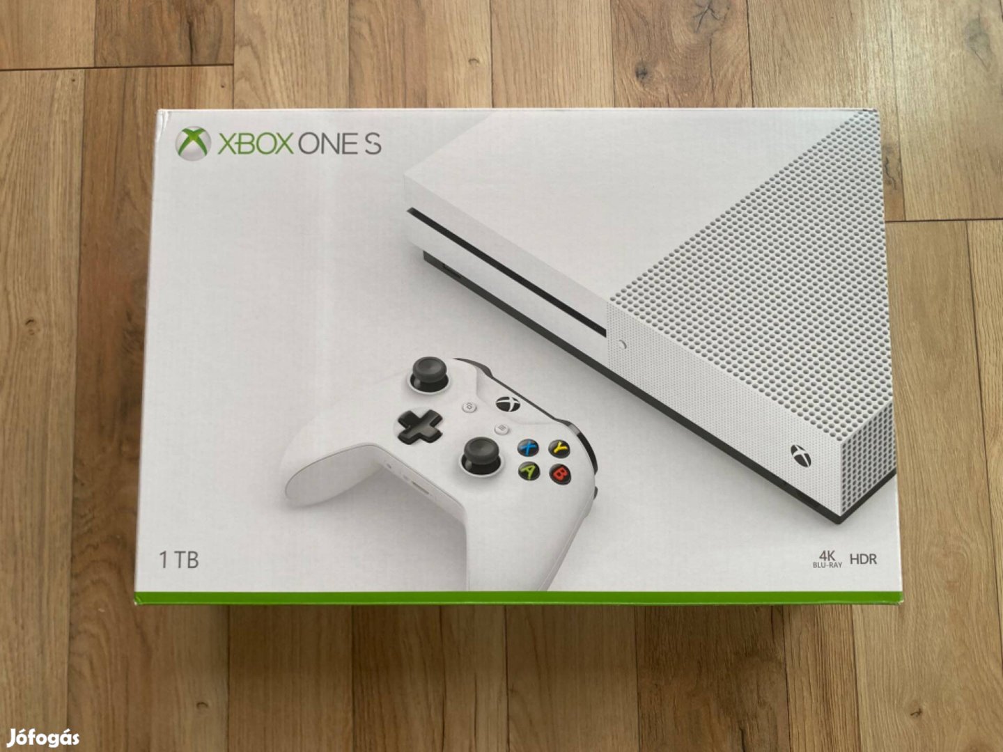 Eladó Xbox One S játékkonzol