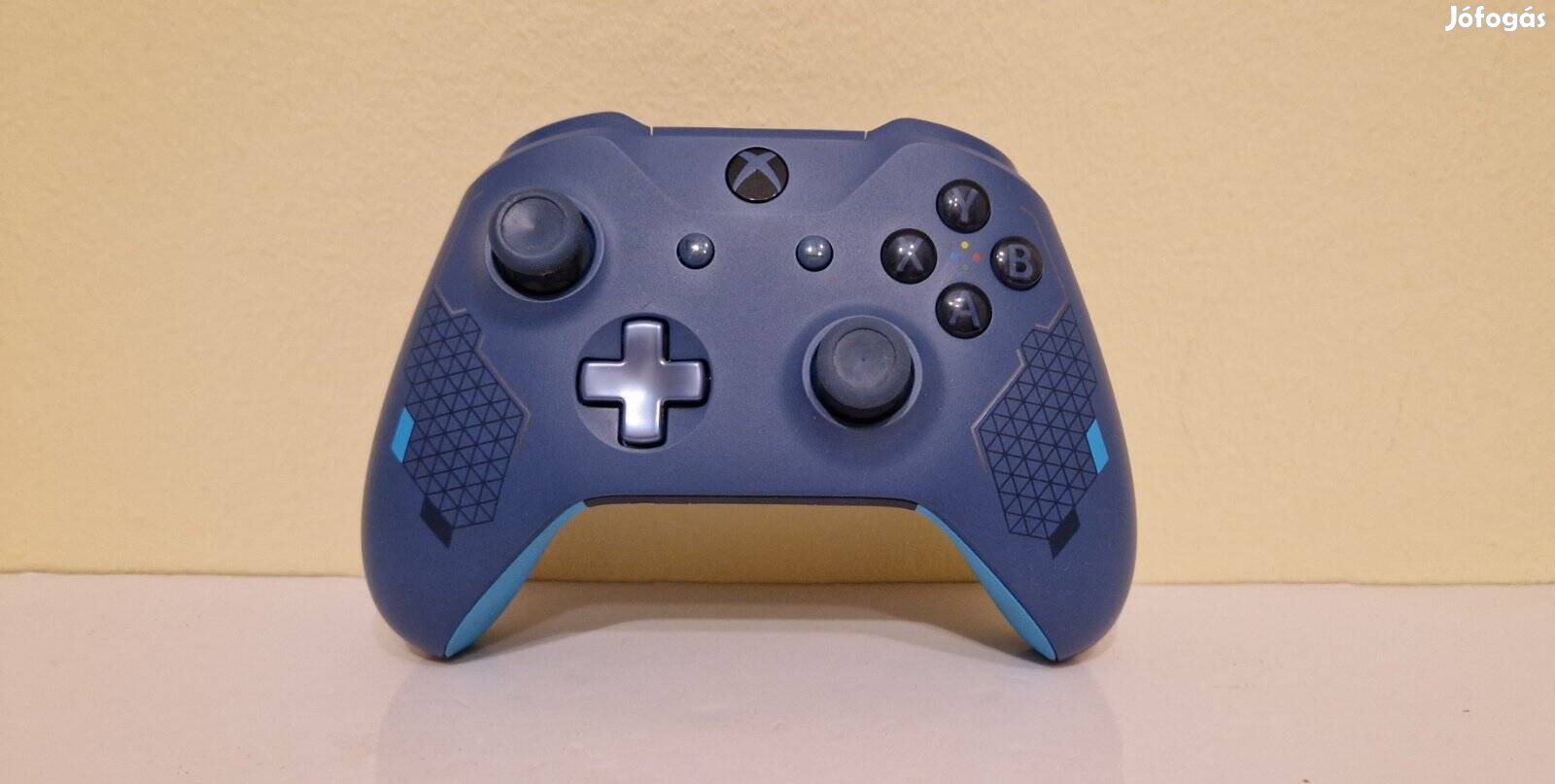 Eladó Xbox One Sport Blue vezetéknélküli Kontroller