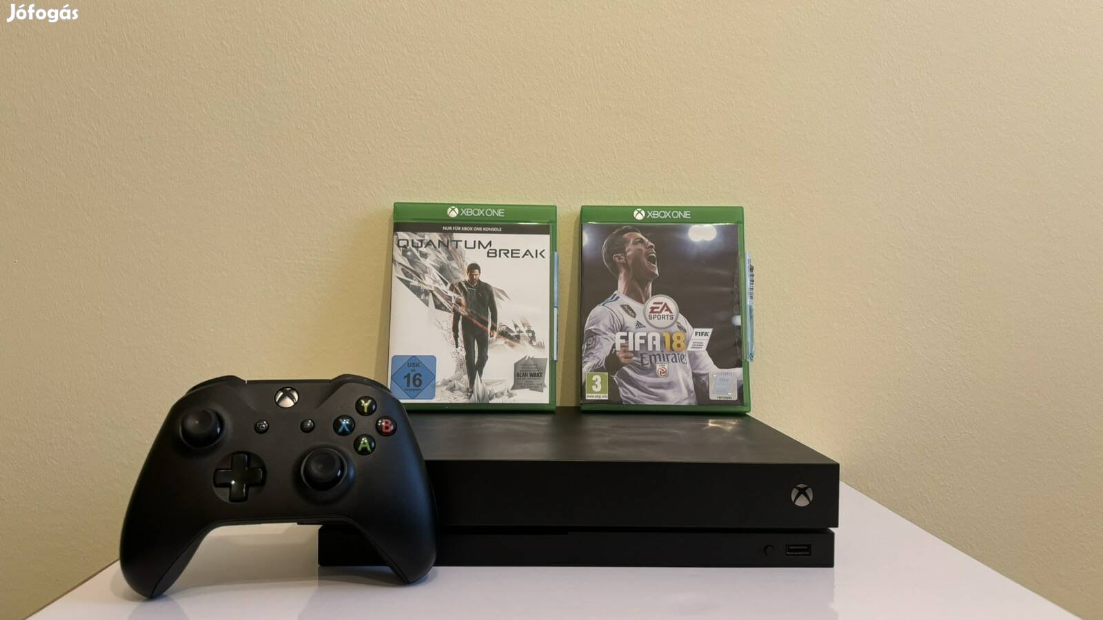 Elado Xbox One X konzolcsomag