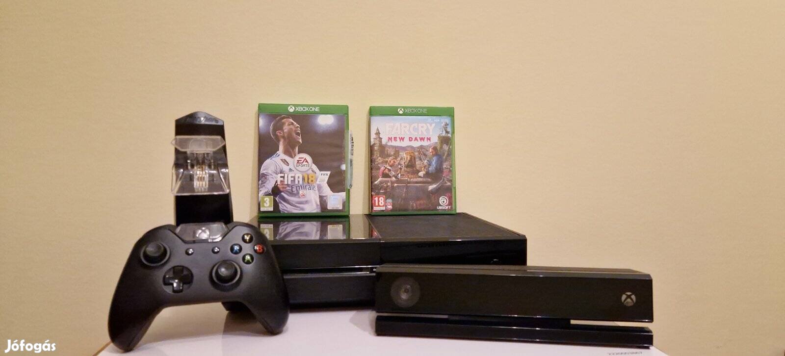 Eladó Xbox One +Kinect 