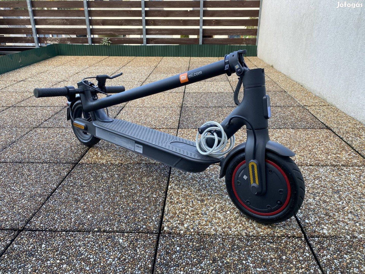 Eladó Xiaomi Mi Electric Scooter Pro 2