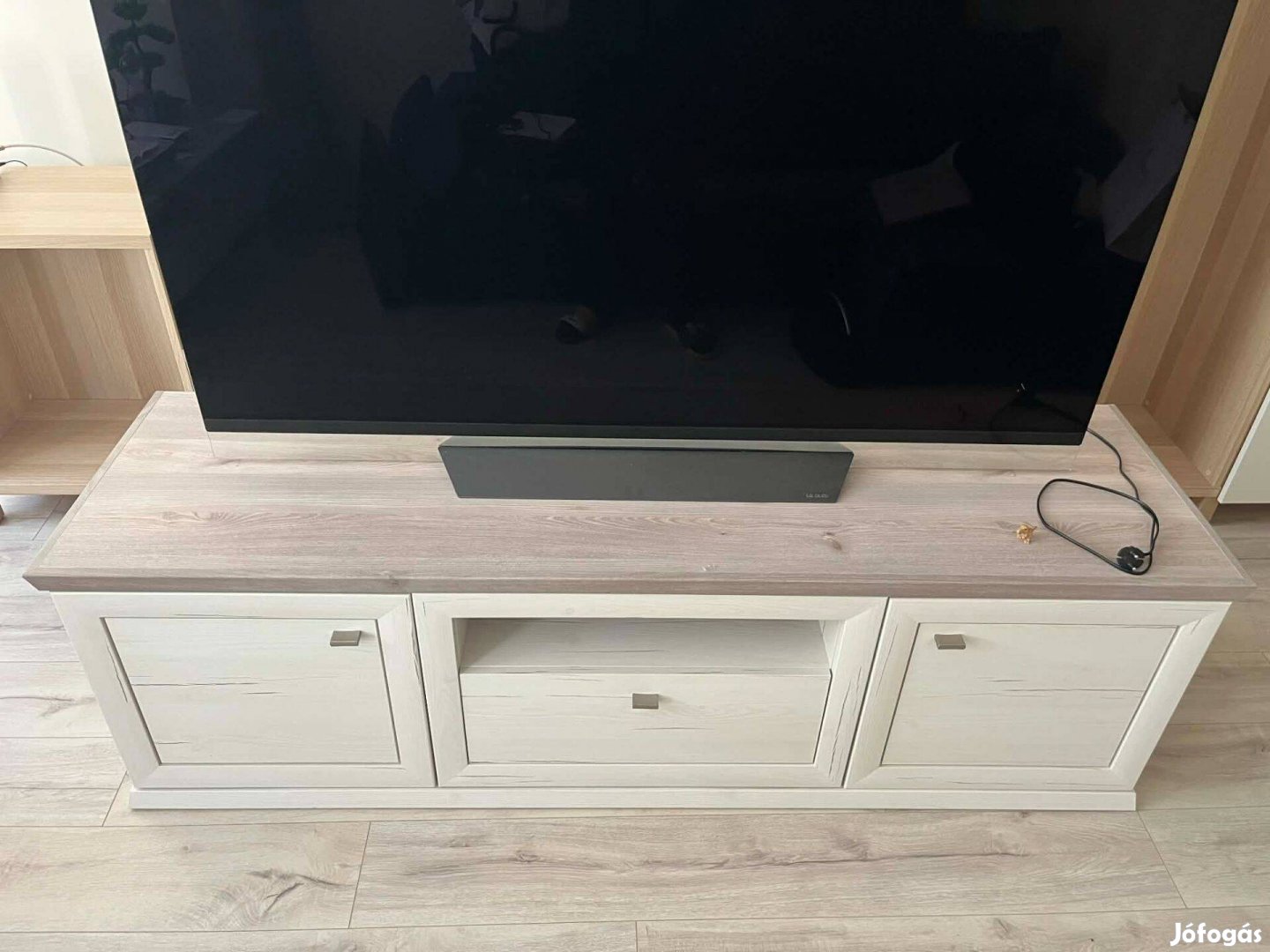 Eladó Xxxlutz tv-szekrény, fa, puhán záródó, újszerű állapot