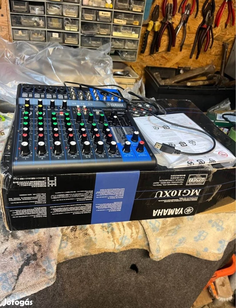 Eladó Yamaha MG10Xu tökéletes állapotban
