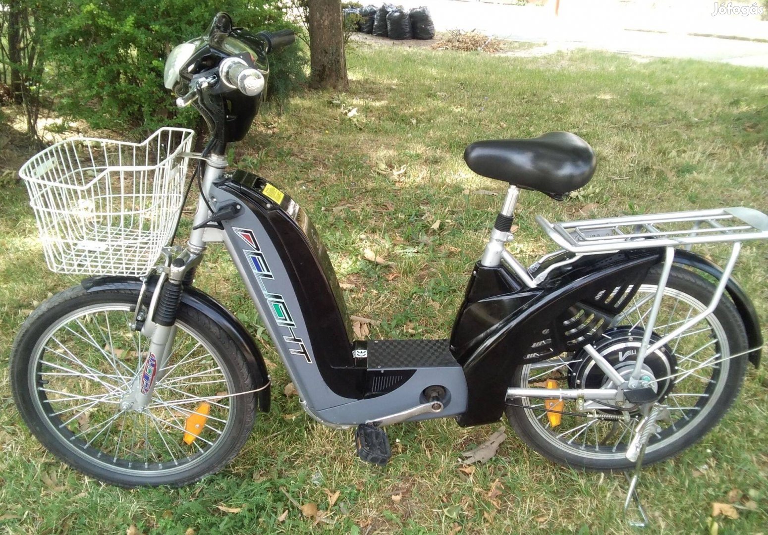 Eladó, 22" elektromos kerékpár erős lítium akkumlátorral