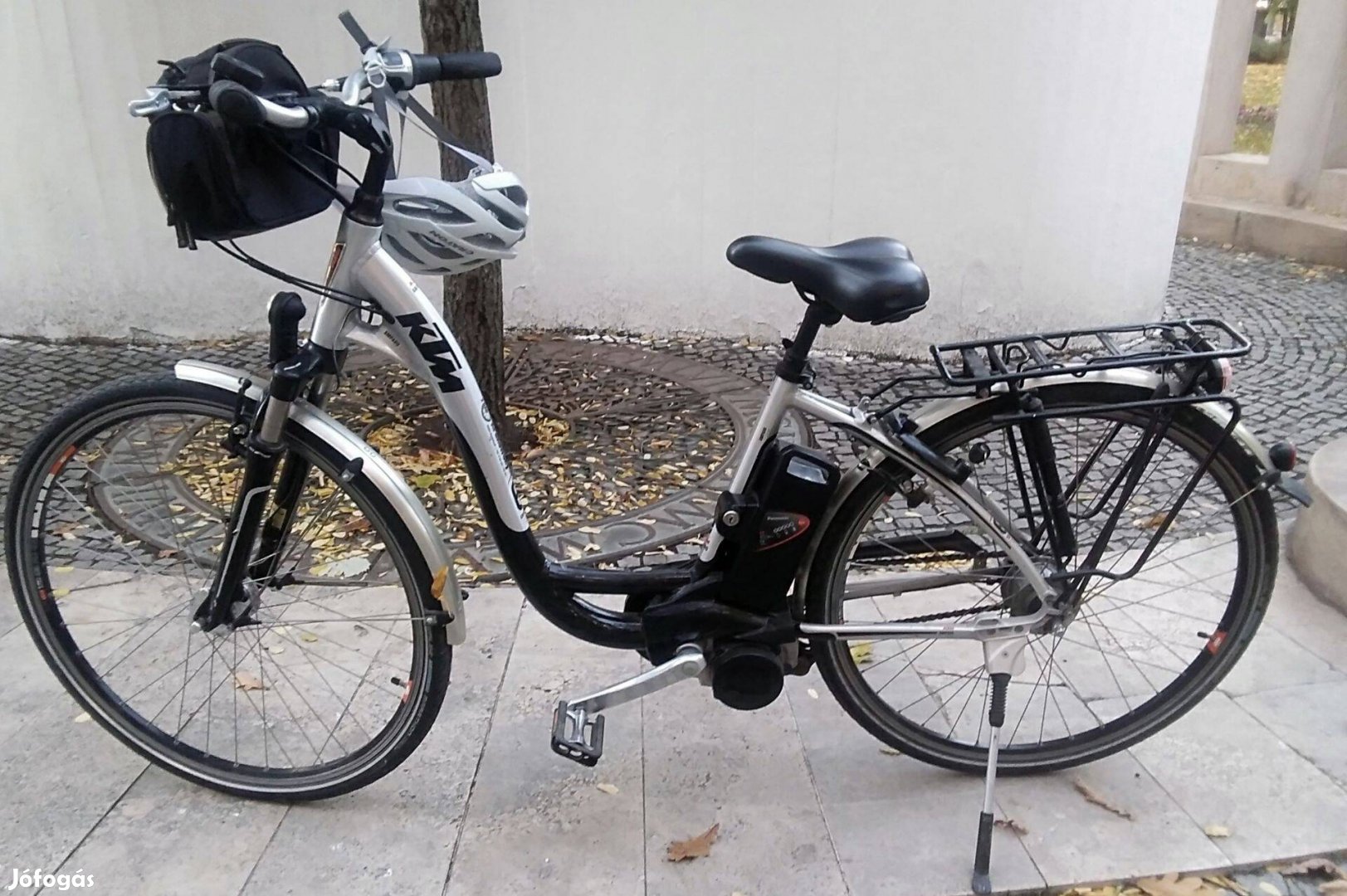 Eladó, 28"KTM középmotoros elektromos kerékpár újszerű!